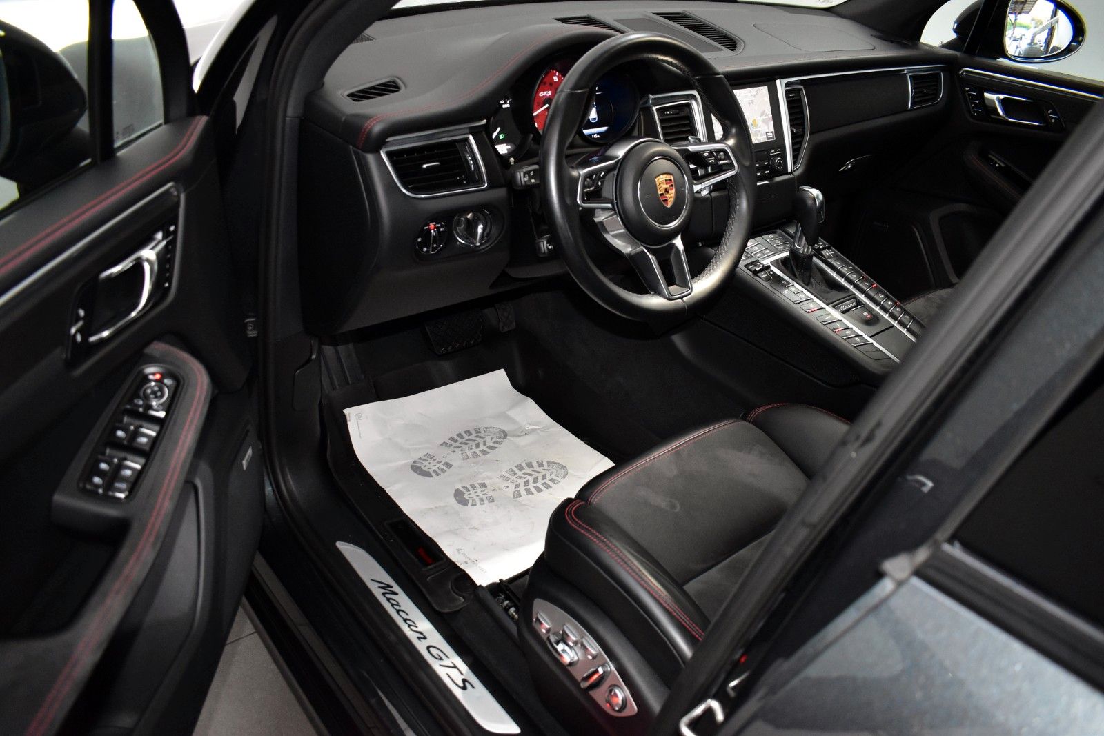 Fahrzeugabbildung Porsche Macan GTS,Navi,LED,AHK,ACC,Bose,Panorama+WR