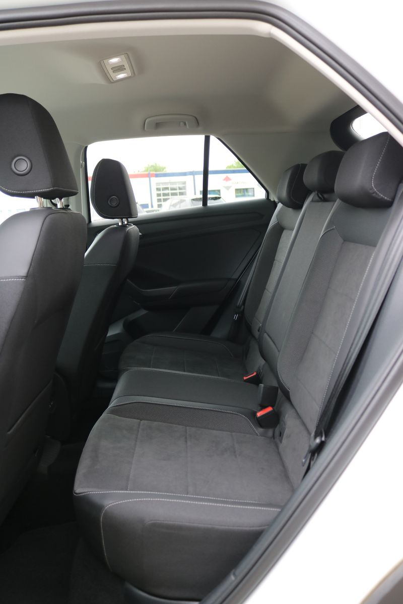 Volkswagen T-Roc Style 1.0 TSI /Massage/Navi/ACC/ParkLenk/ foto 15