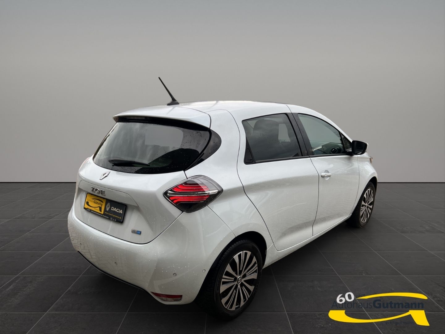 Fahrzeugabbildung Renault ZOE Riviera R135  Batteriekauf  digitales Cockpi