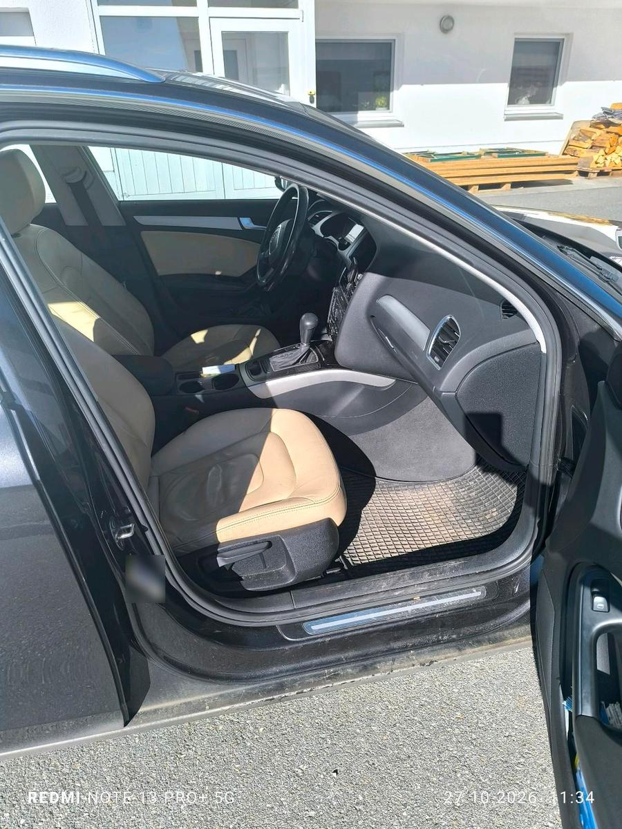 Audi A4 2009 — photo 6