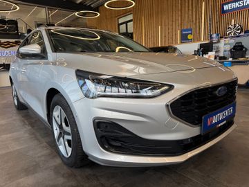 MYAUTOCENTER – Gebraucht- und Jahreswagen mit Werkstattservice in Pfaffenhofen Ford Focus *KEYLESS*TEMPO*SIHZ*LKHZ*NAVI*LED*
