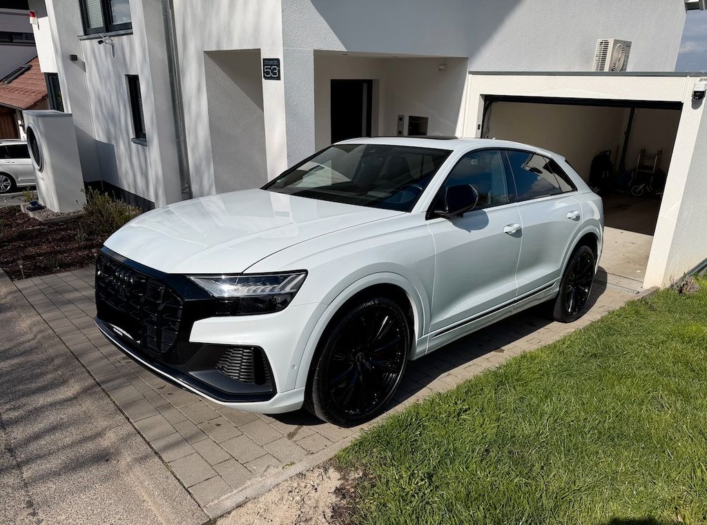 Image of Audi SQ8