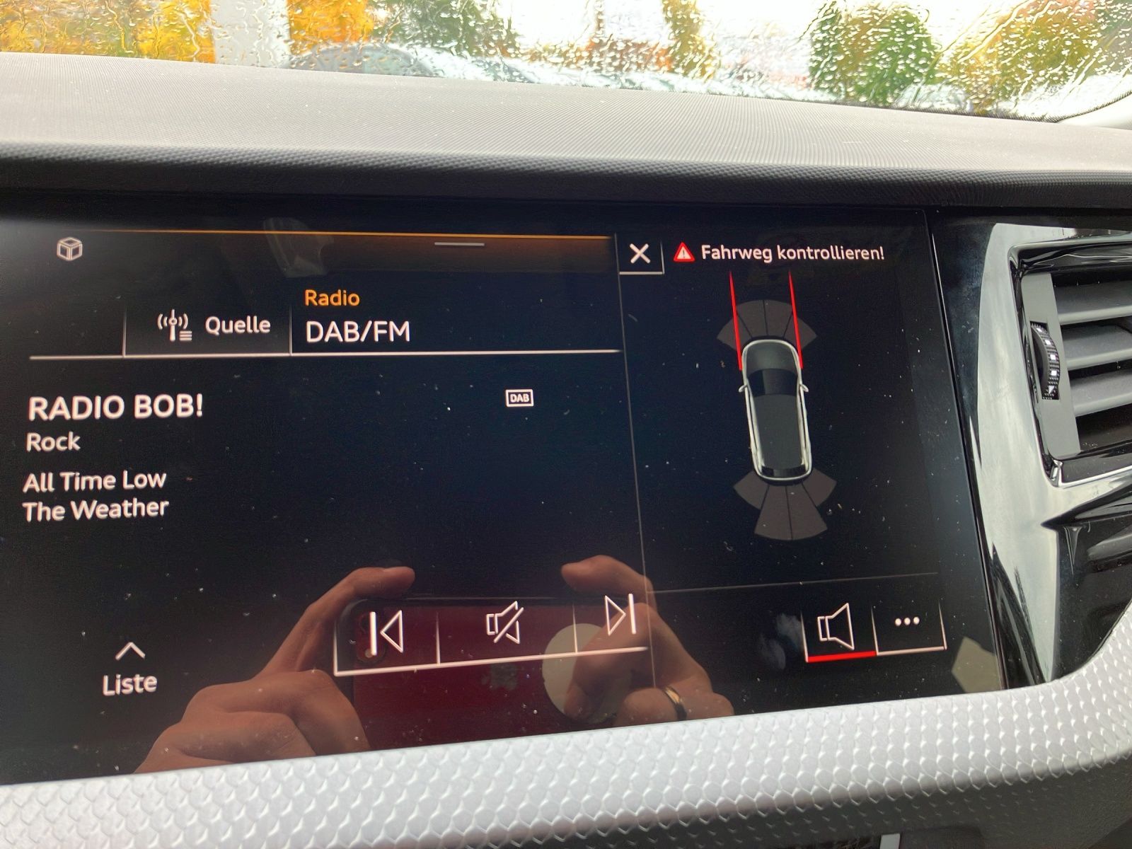 Fahrzeugabbildung Audi A1 Sportback 25 TFSI advanced LED Sportsitze GRA