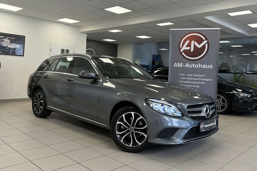 Image of Mercedes-Benz C 220