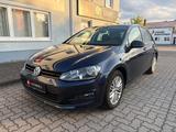 Volkswagen Golf VII Lim. Cup BMT*NAV*AHK*PDC*SHG*1.Hand - Volkswagen in Neubrandenburg