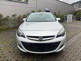 Opel Astra J Lim. 5-trg. Exklusiv Navi Euro6 - Opel Astra Exklusiv mit Diesel-Antrieb