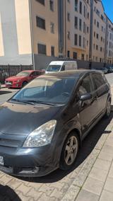 Toyota Corolla Verso 2.2-l-D-CAT Executive Executive - Toyota Corolla Verso aus 2007 mit Diesel-Antrieb