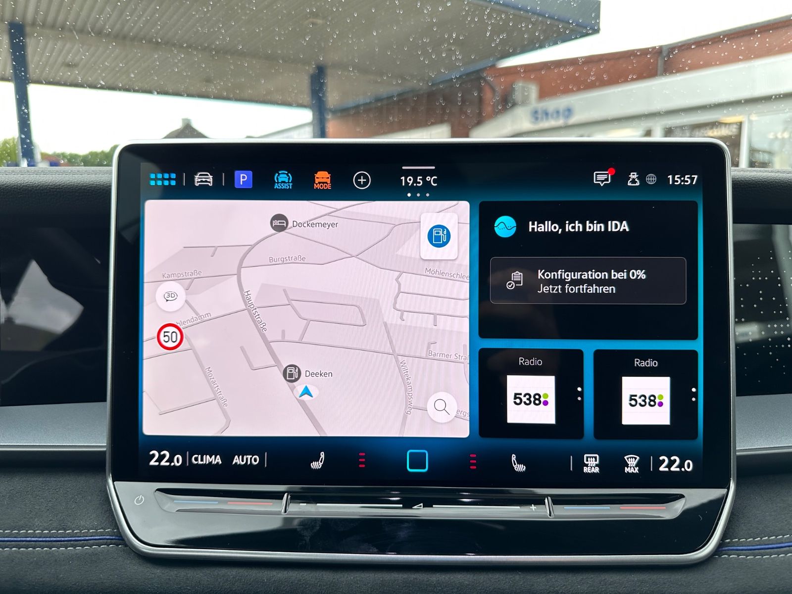Fahrzeugabbildung Volkswagen Tayron 2.0 TDI 4M R-Line DSG Pano/AHK/NAVI/ACC