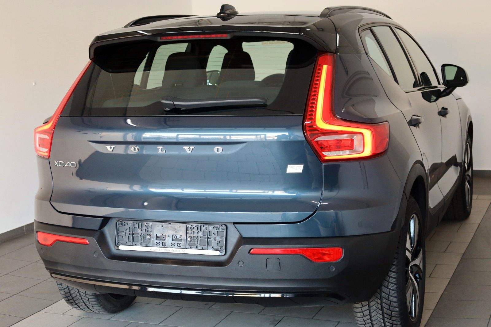 Fahrzeugabbildung Volvo XC40 Plus Recharge AWD,Navi,Kamera,SH,ACC