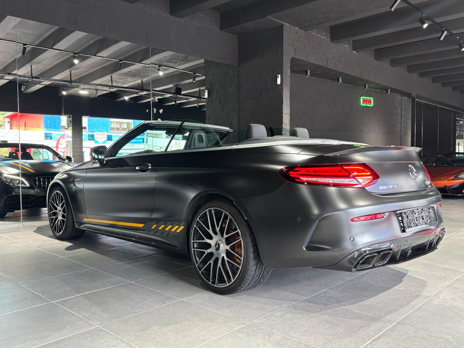 Fahrzeugabbildung Mercedes-Benz C 63 S AMG Final Edition 1of499