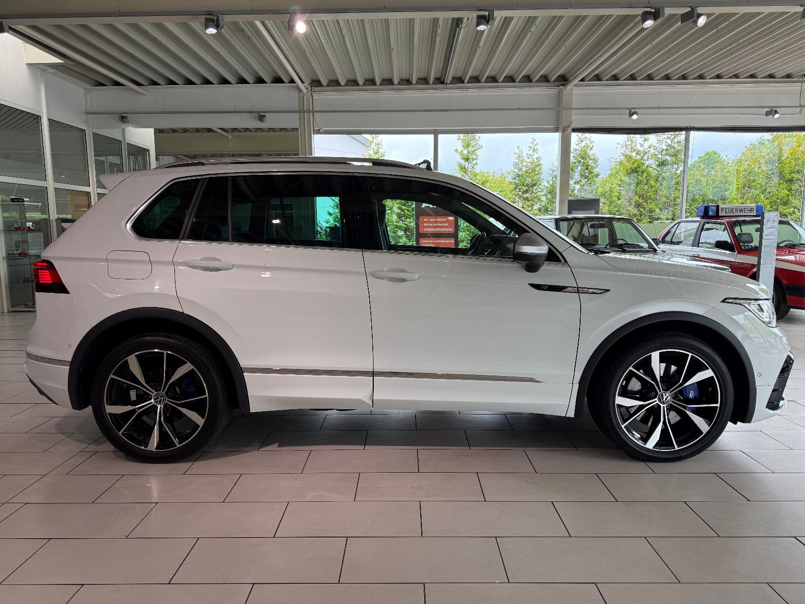 Volkswagen Tiguan R 4Motion IQ DSG LED PANO SHZ AHK foto 6