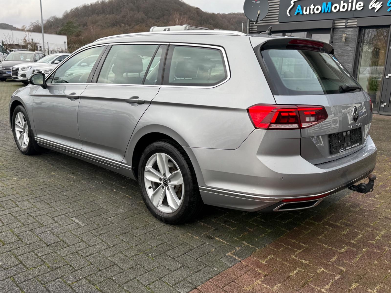Volkswagen Passat Variant Elegance 4Motion *1. Hand *AHK