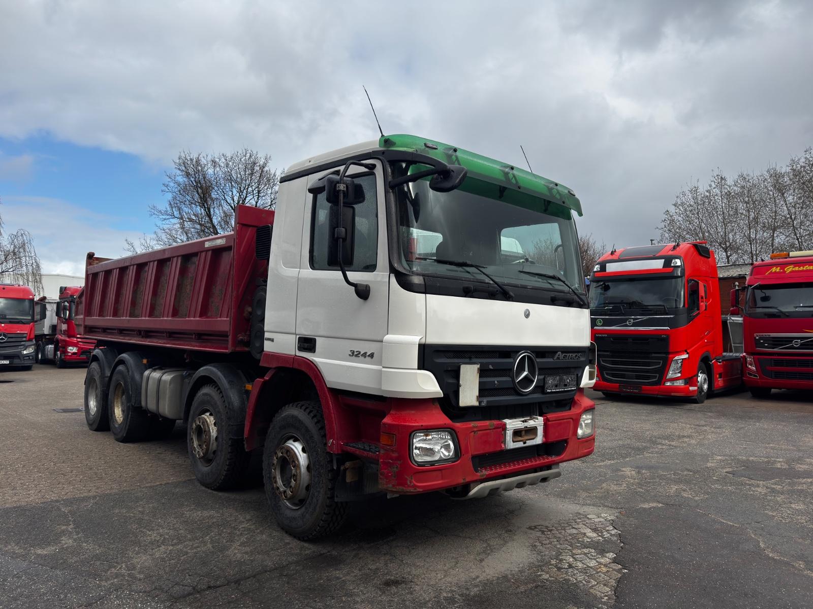 Mercedes-Benz Actros 3244 3-seiten Meiller Kipper Bordmatik