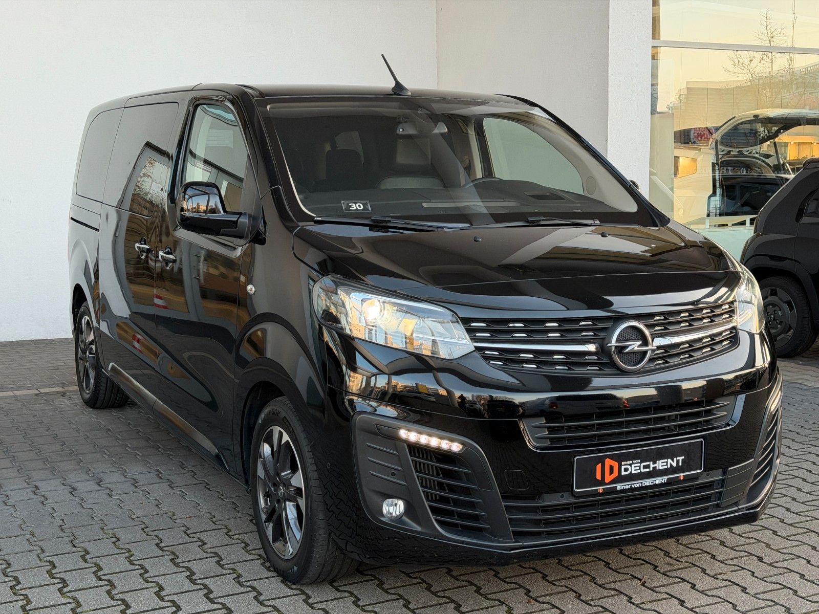 Fahrzeugabbildung Opel Zafira Life Elegance M AHK/Standheizung/8-Sitze!