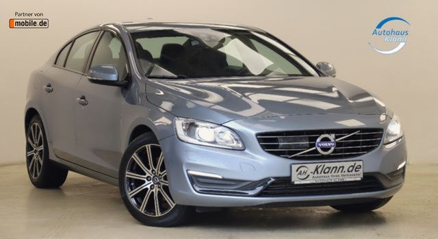 Volvo S60 D4 2.0 190PS Linje Svart Bi-Xenon R-Cam ACC 