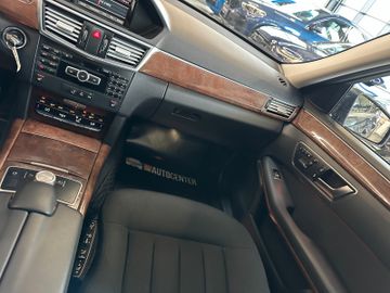 MYAUTOCENTER – Gebraucht- und Jahreswagen mit Werkstattservice in Pfaffenhofen Mercedes-Benz E 220 CDI Limousine BlueEfficiency *2. Hand*SHZ*