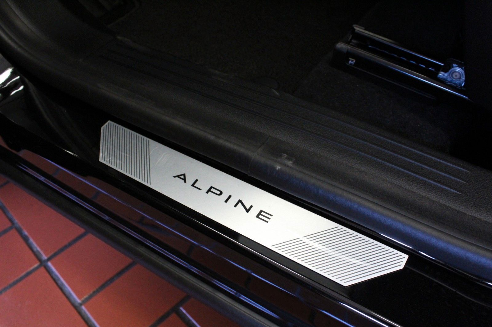 Fahrzeugabbildung Renault Austral Mild Hybrid 160 Iconic Esprit Alpine