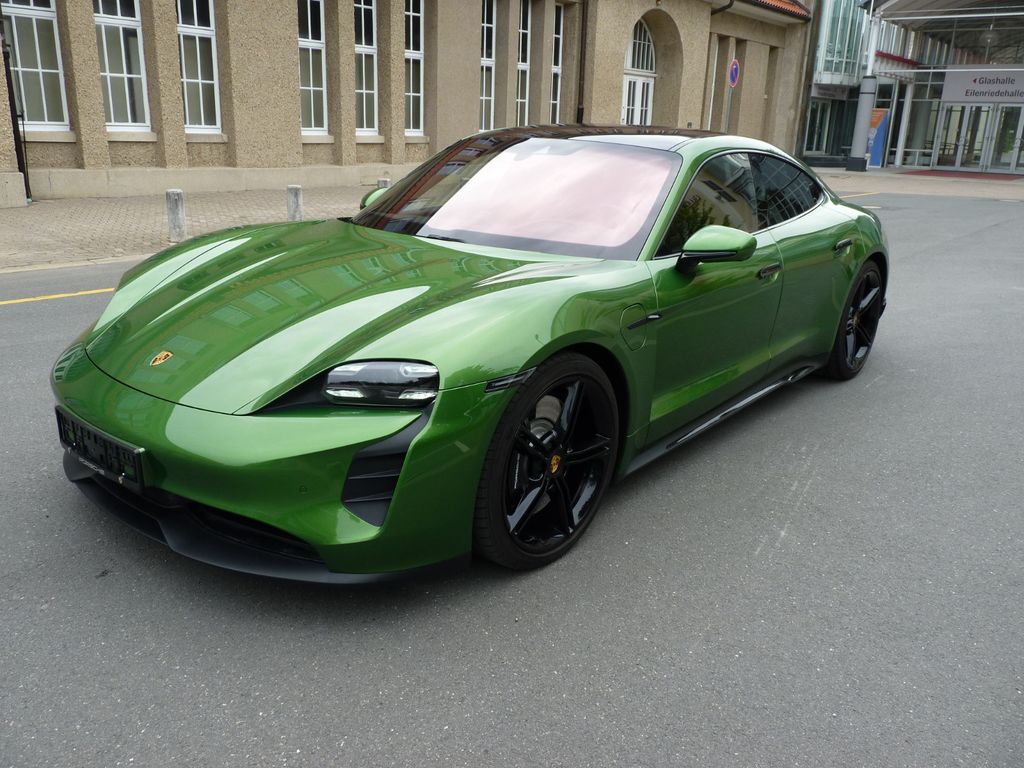 Image of Porsche Taycan