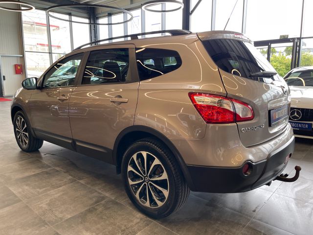 Nissan Qashqai+2 2.0 dCi 3604x4 Aut.*NAVI*AHK*PANO*