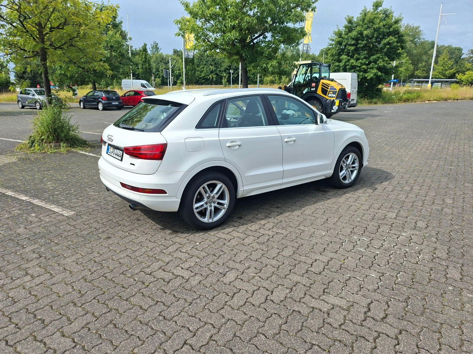 AUDI Q3 2.0 TFSI Quattro S- Tronic Sport 