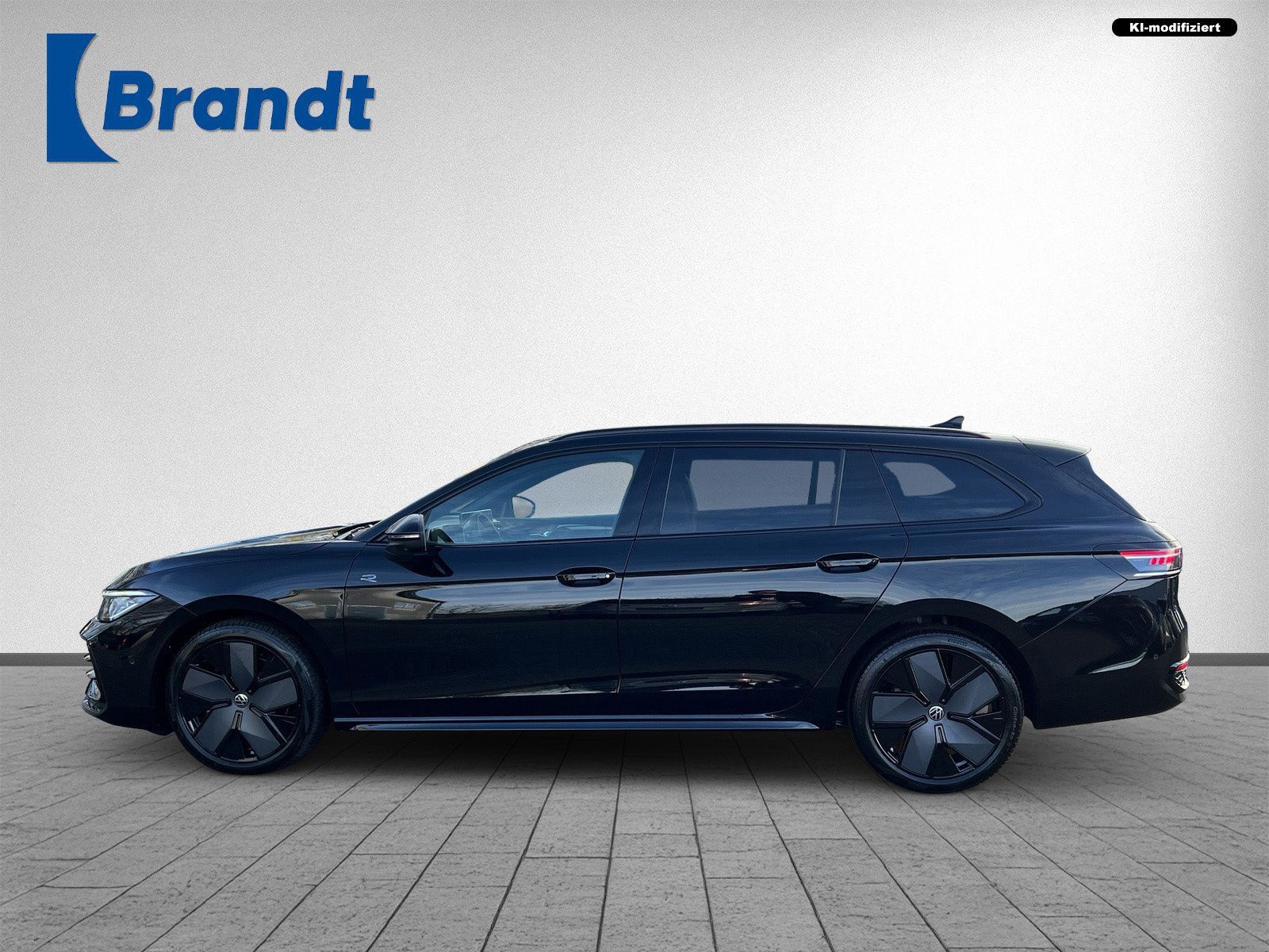 Volkswagen Passat Variant 2.0 TDI 4M R-LINE PANO HUD AHK foto 2