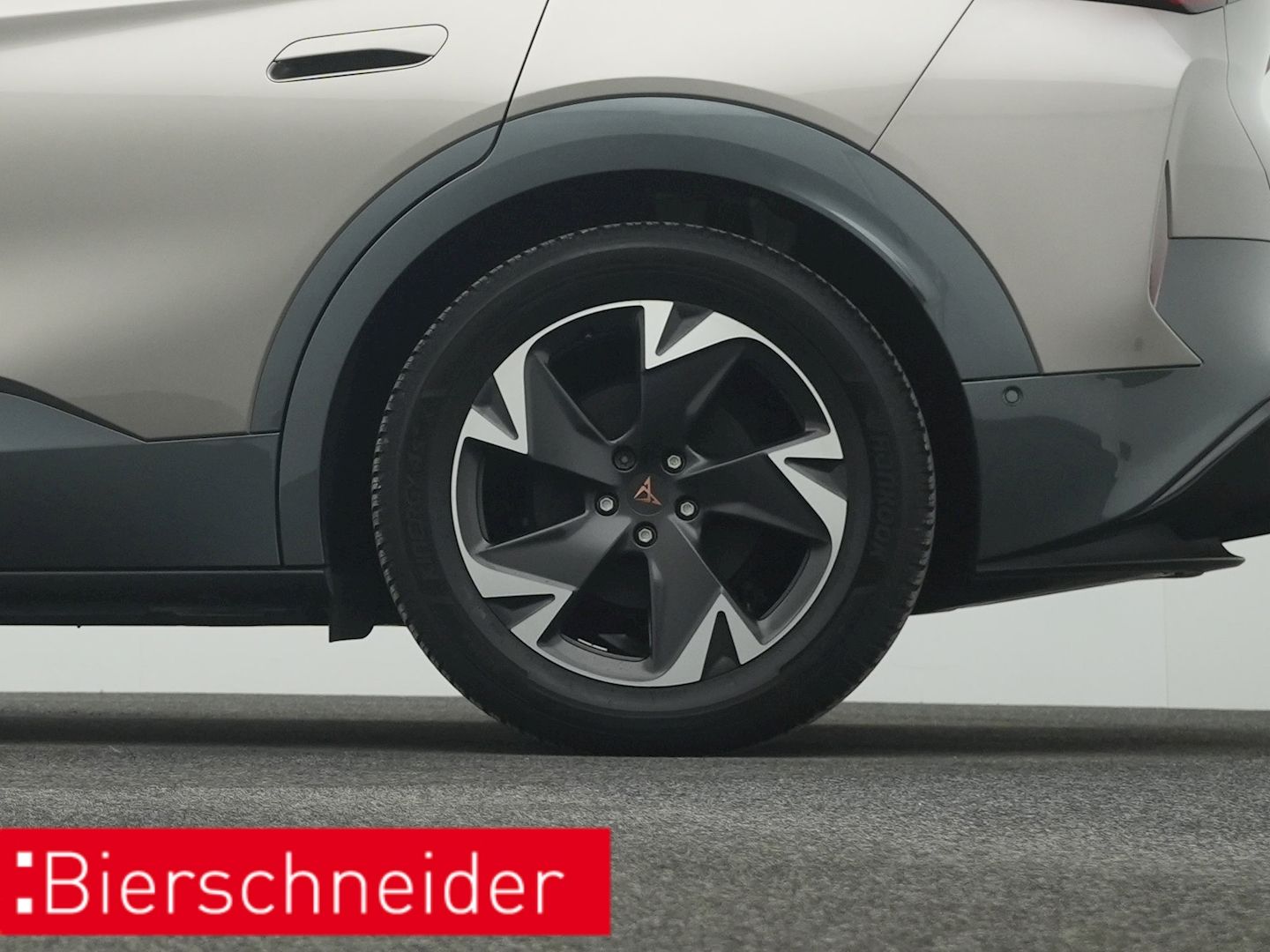 Cupra Tavascan - Bild 28