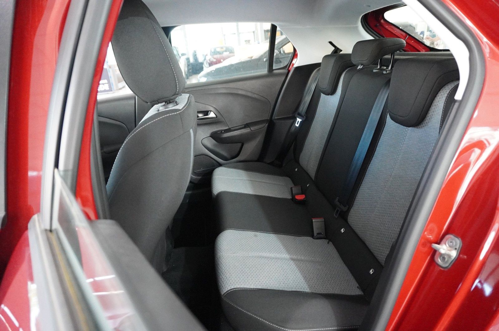 Fahrzeugabbildung Opel Corsa F 1.2 FACELIFT NAVI/LED/KAMERA/VIRTU./DAB+