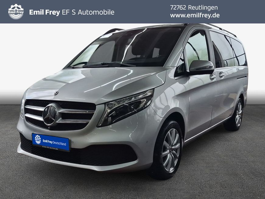 Mercedes V 220 - 1