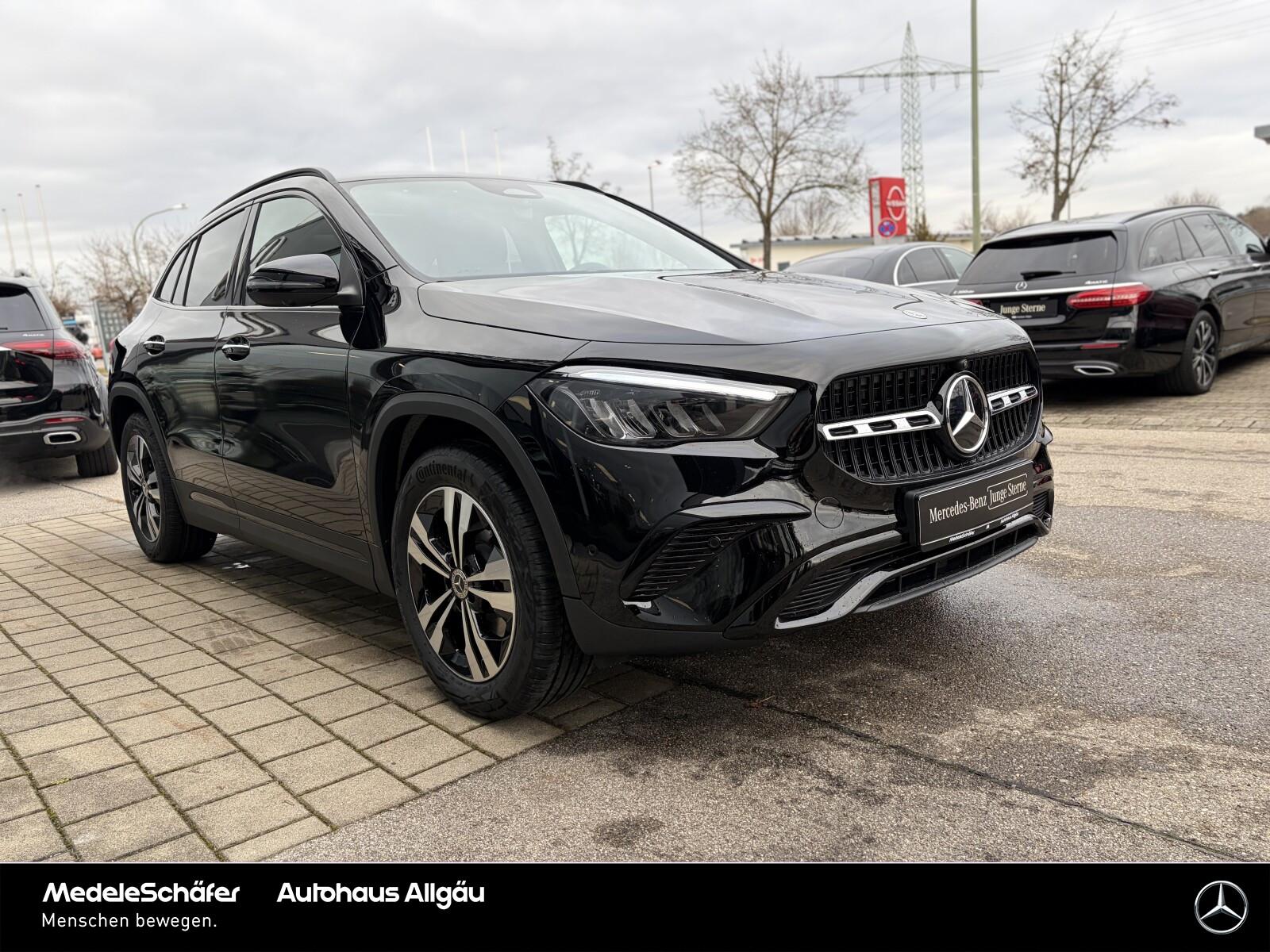 Mercedes-Benz GLA Night Distr AHK PanoSD KeylGO Sound 360, миниатюра 10