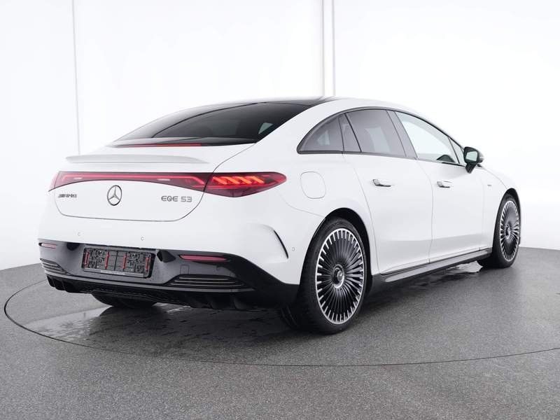 Fahrzeugabbildung Mercedes-Benz EQE53 AMG Premium+ DYNAMIC+ Hyper MAGNO Sitzklim