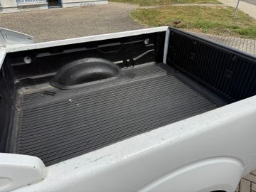 Nissan Navara - 8