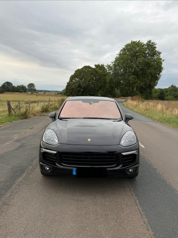 Image of Porsche Cayenne