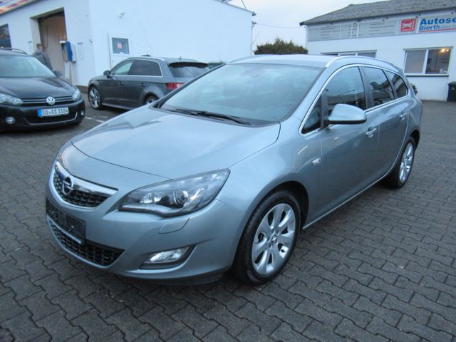 Opel Astra J Sports Tourer Innovation