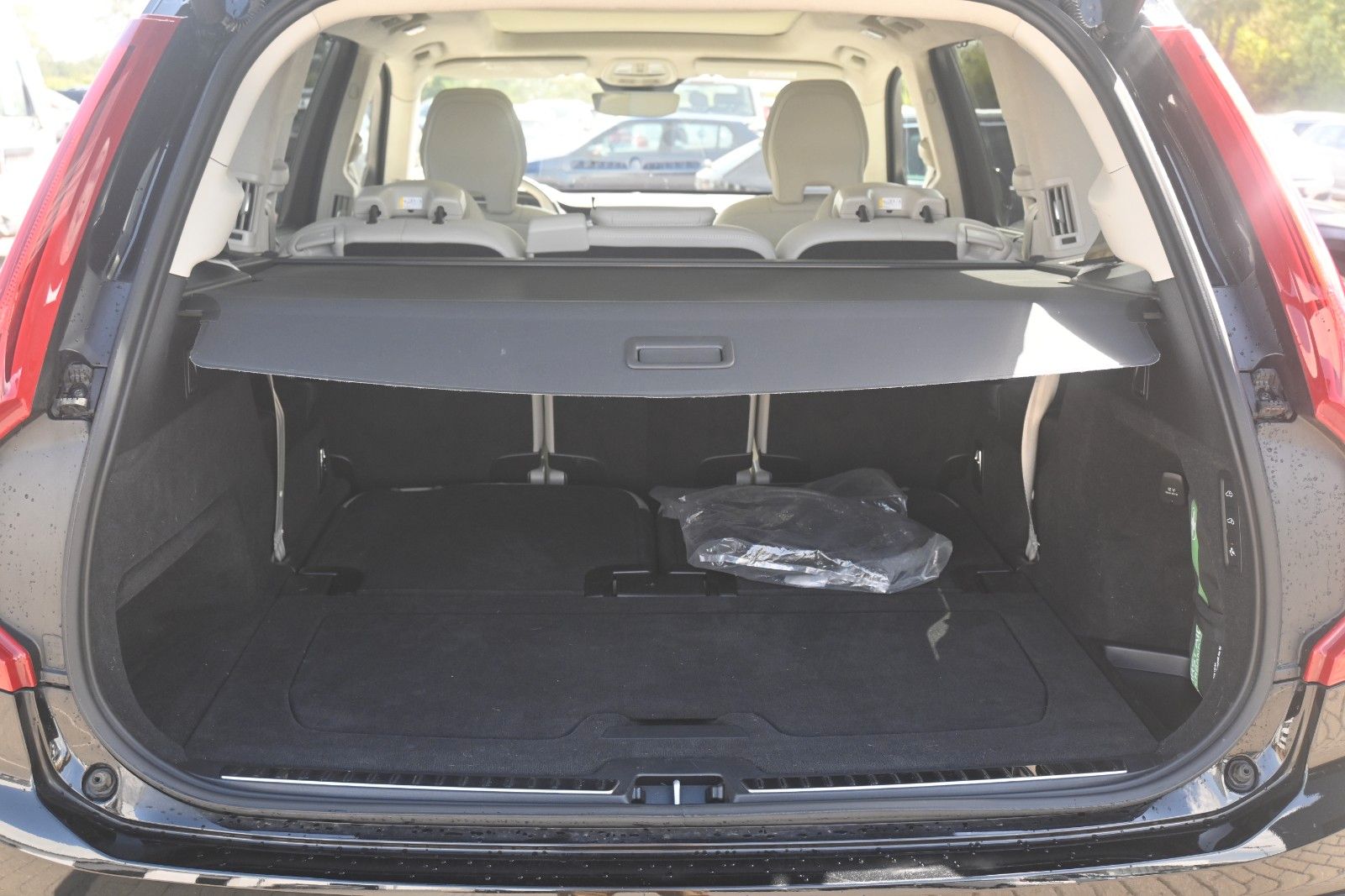 Fahrzeugabbildung Volvo XC90 T8 AWDUltimate Dark Recharge Plug-In Hybrid