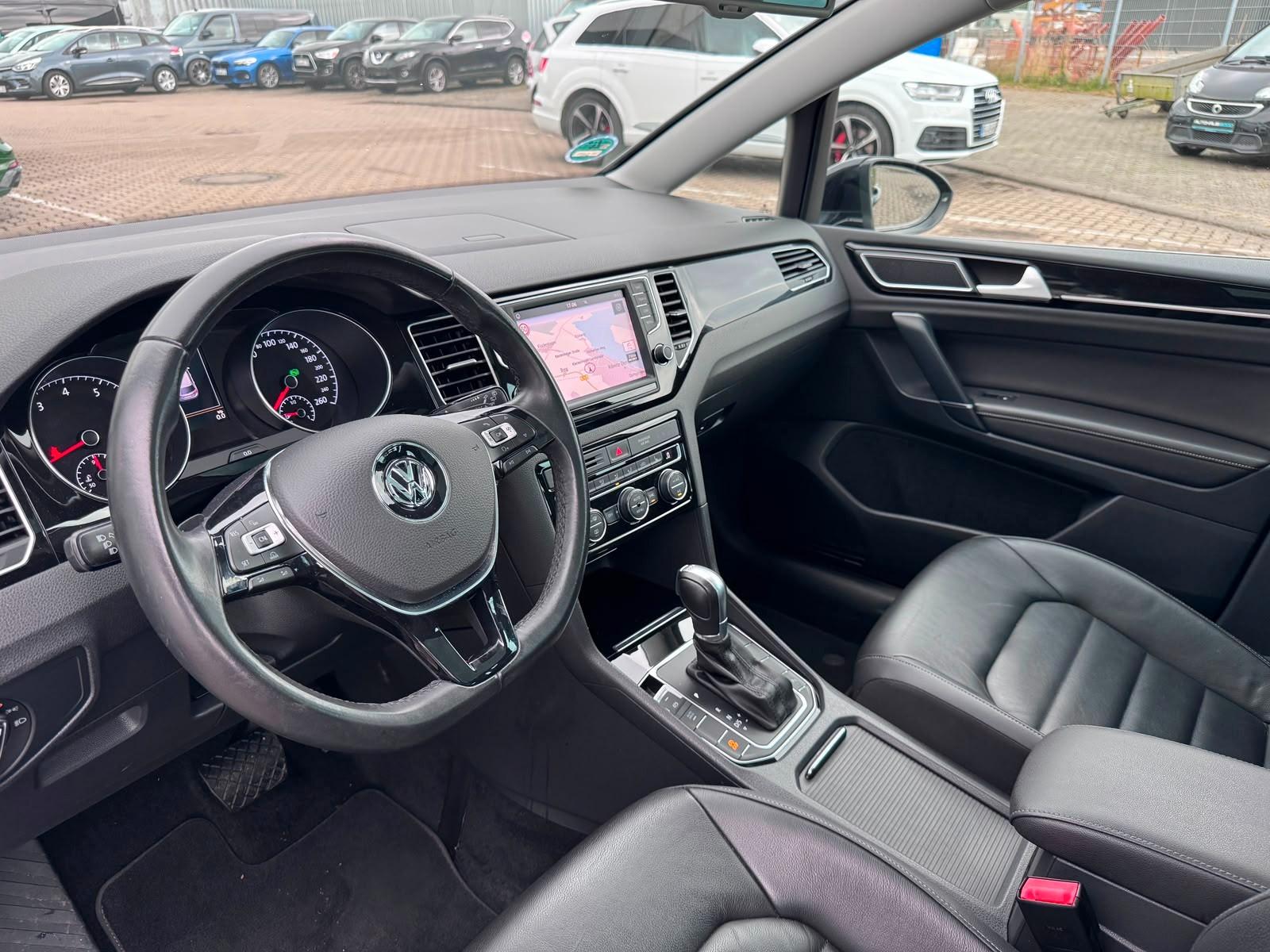 Volkswagen Golf Sportsvan VII Highline Kamera, Pano, Navi