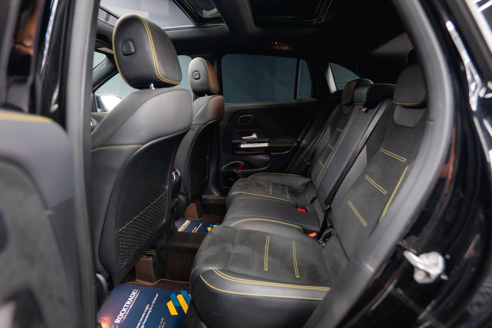 Fahrzeugabbildung Mercedes-Benz GLA 45 S AMG 4Matic | ACC | PANO | BURMESTER