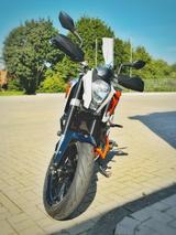 KTM 125  Duke White  ABS - KTM KLEINKRAFTRAD