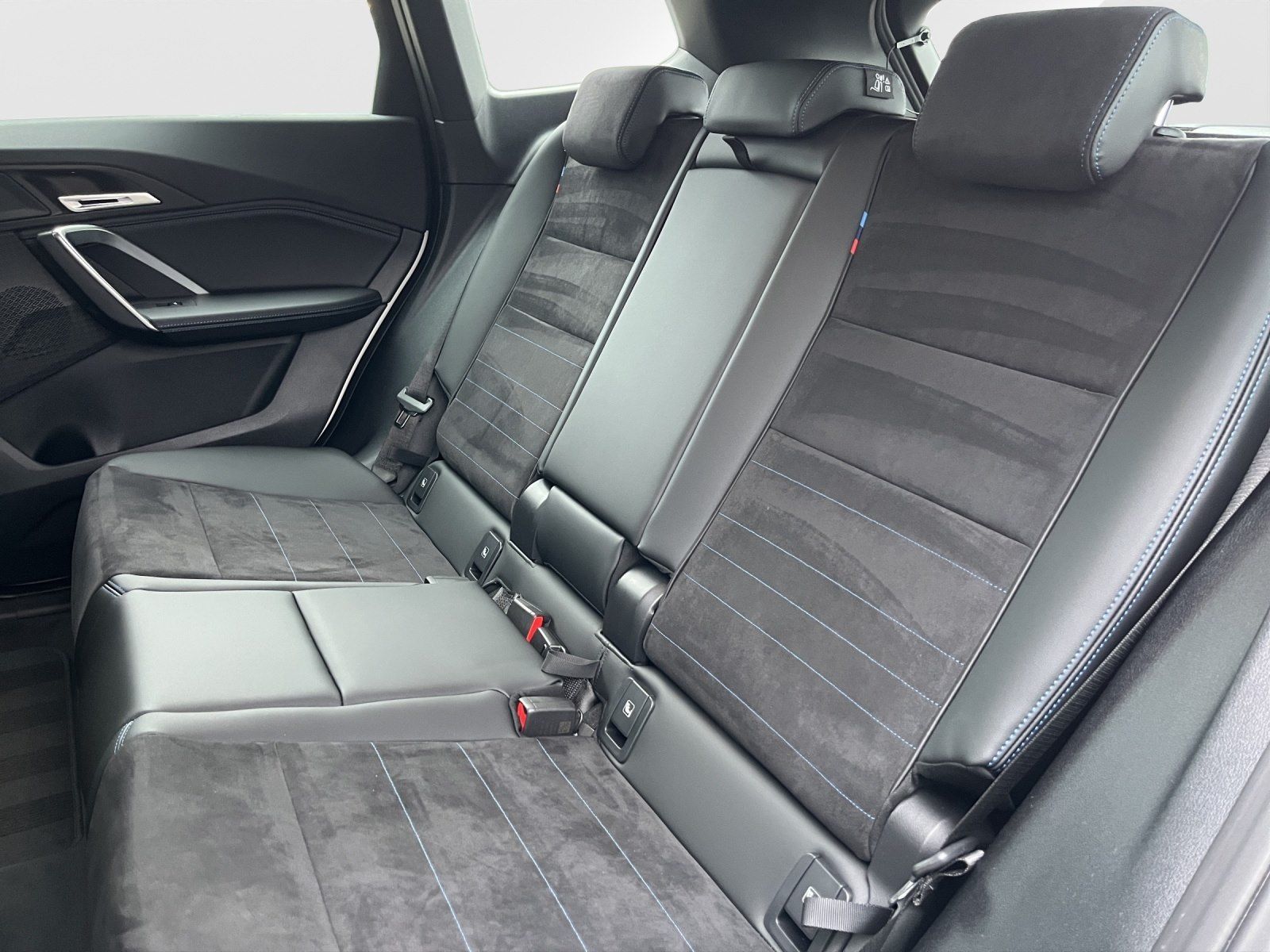 BMW iX1 - Bild 13
