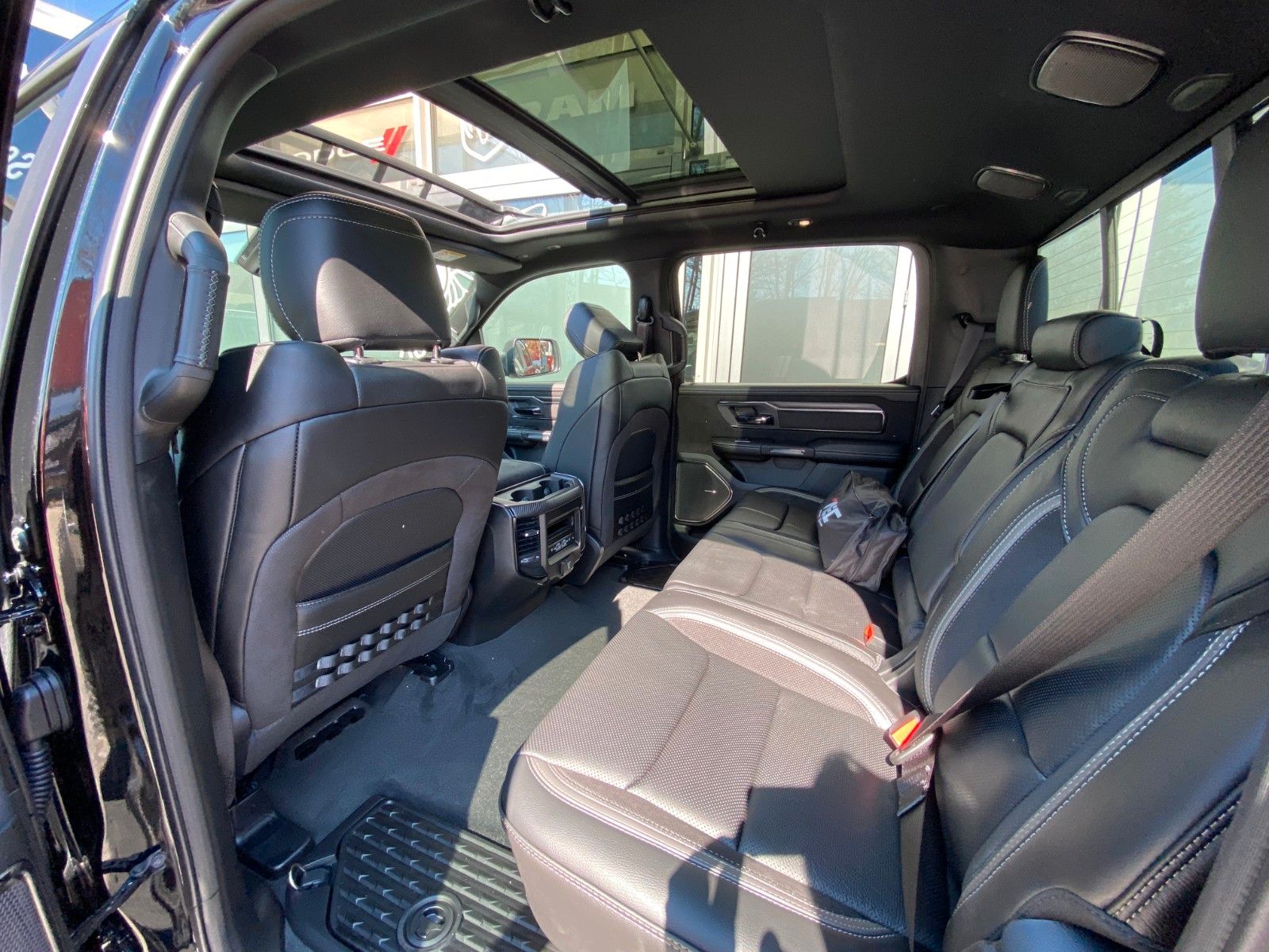 Fahrzeugabbildung Dodge RAM 1500 TRX 6.2 V8 *KOMPR."V-Max"24 Zoll*Bügel