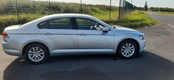 Volkswagen Passat - 7