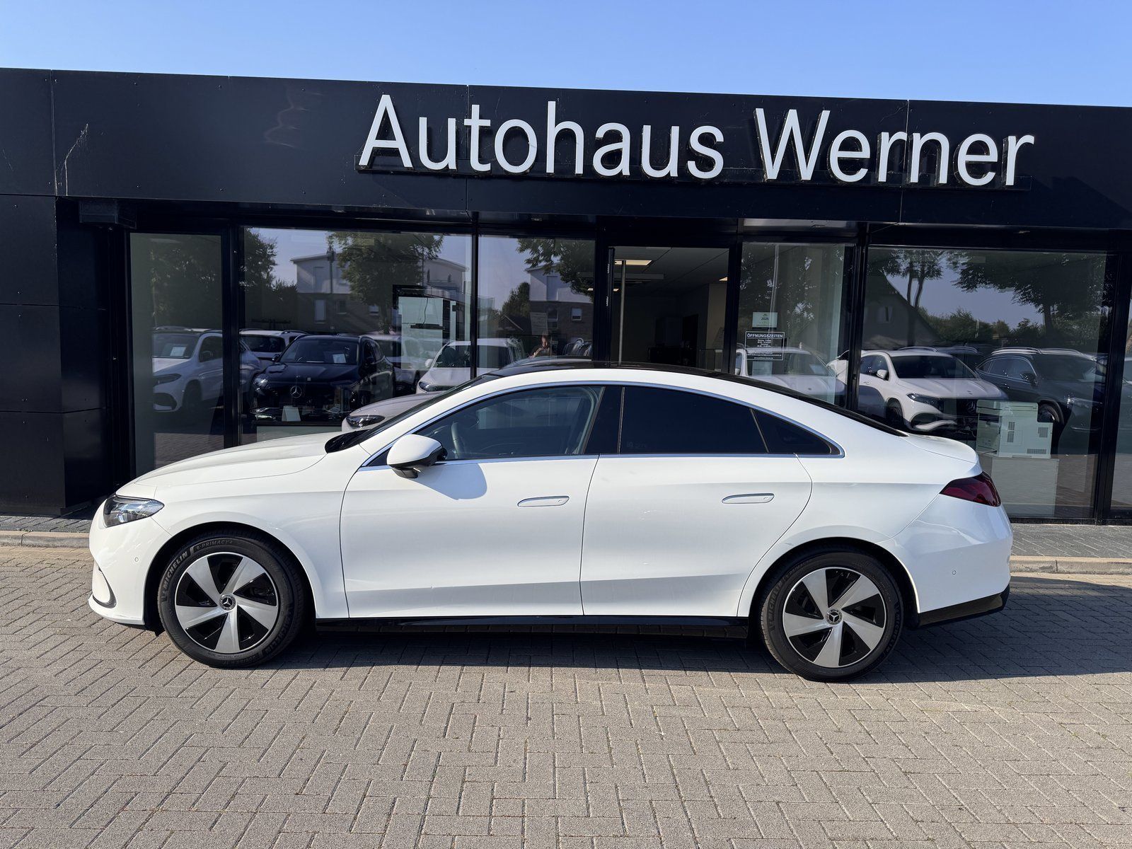 Mercedes-Benz CLA 250+ EQ PROGRESSIVE-ADVANCED+ WINTER PANO foto 4