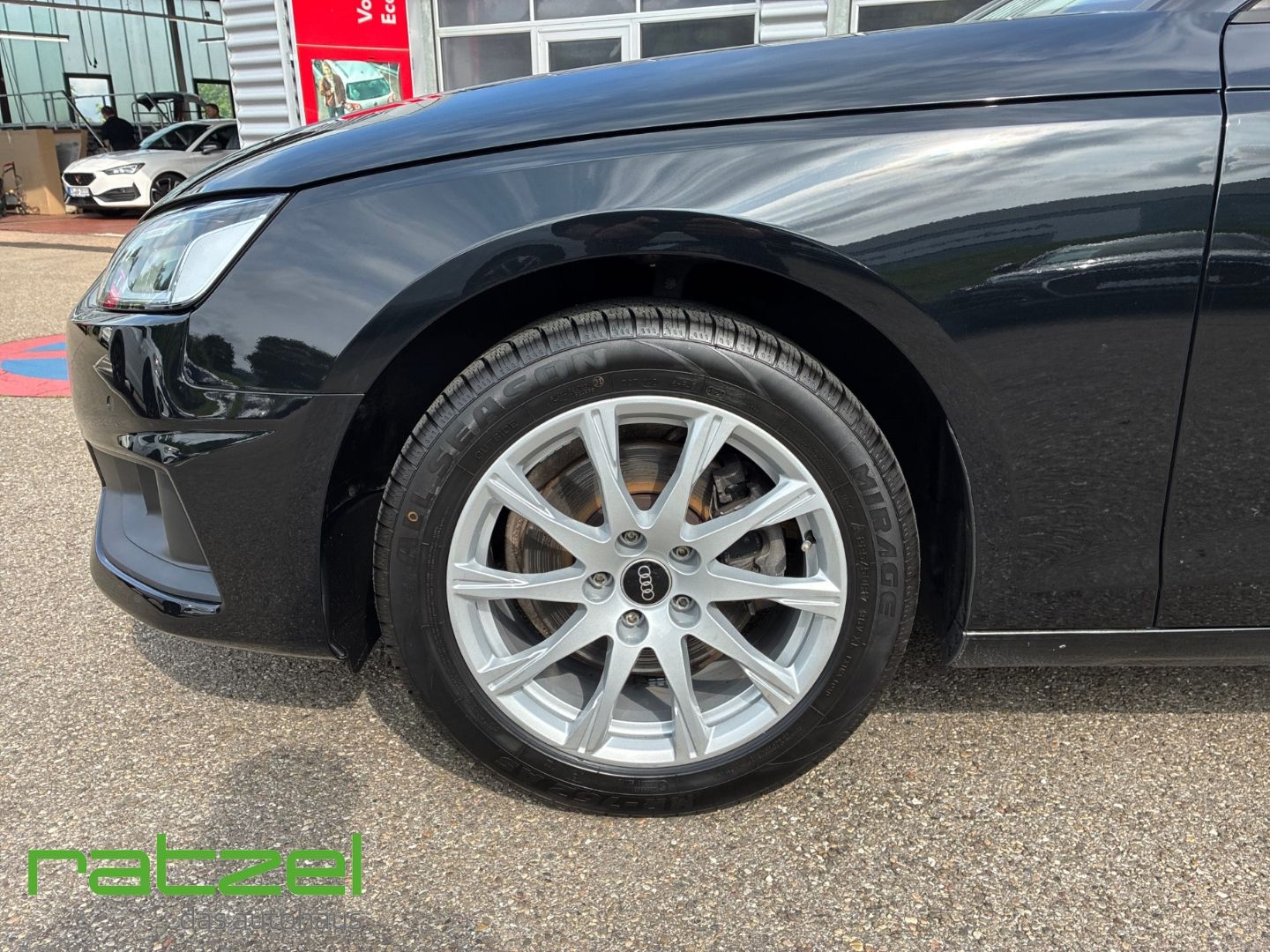 Fahrzeugabbildung Audi A4 Avant 35 TFSI S tronic Navi LED El. Heckklapp