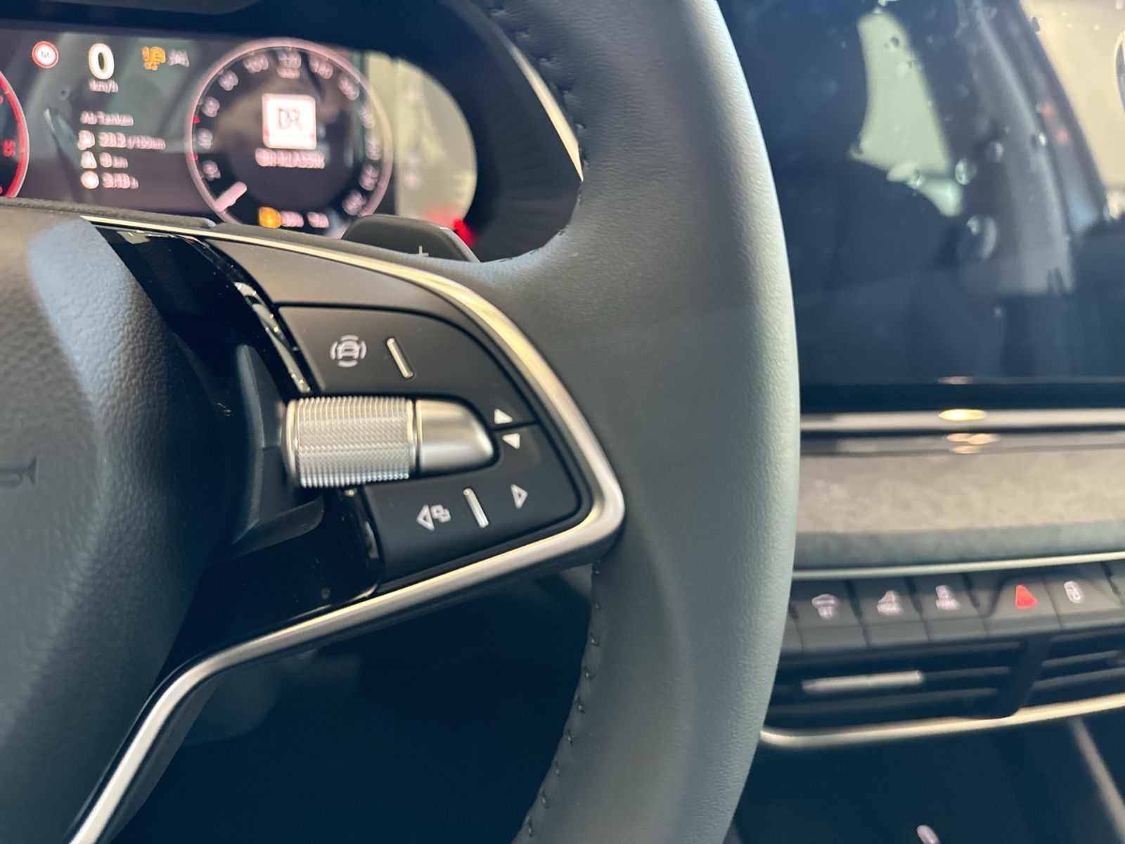 Octavia Combi Ultimate Schwarz 2.0 TDI, AHK, PAN