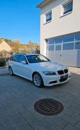 BMW E91 330d LCI M-Paket - BMW 330: Kombi, E91 330d