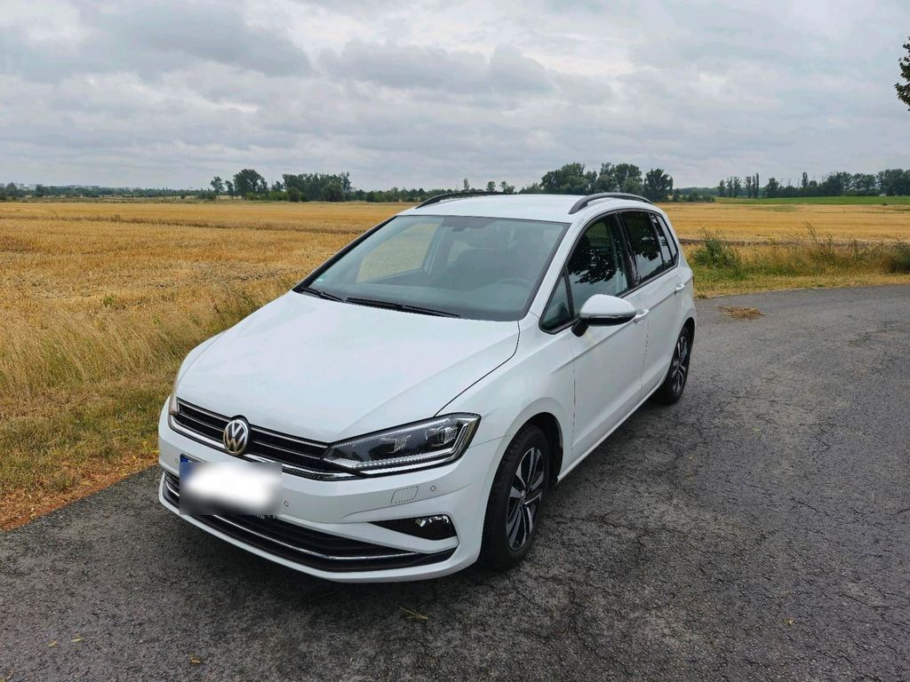 Image of Volkswagen Golf Sportsvan