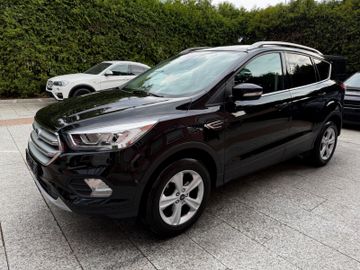 Ford Kuga - 2