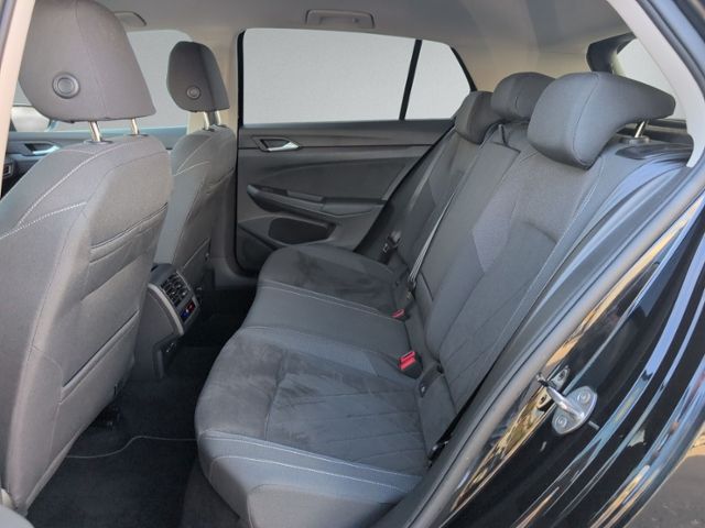 Golf VIII 1.5 eTSI DSG STYLE KAMERA+ACC+NAVI+LED