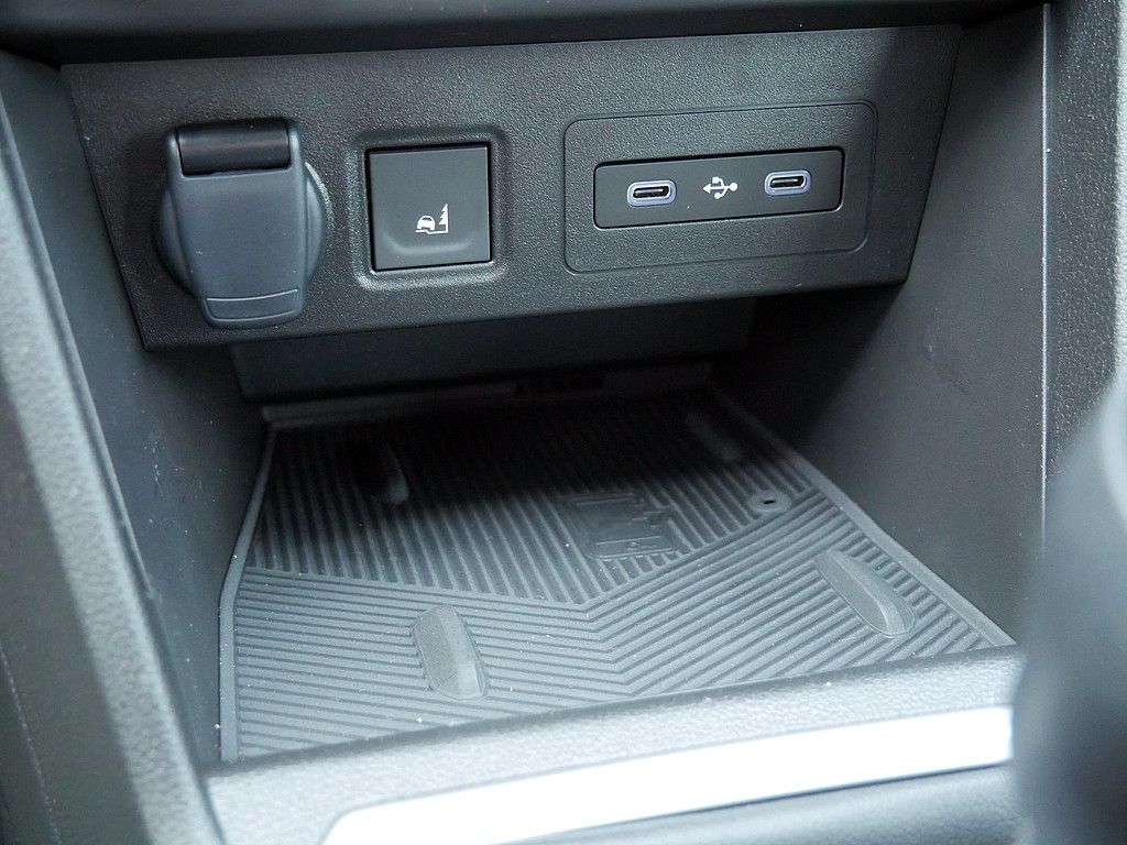 Fahrzeugabbildung Dacia Sandero Stepway Extreme TCe 110 NAVI LED 360°