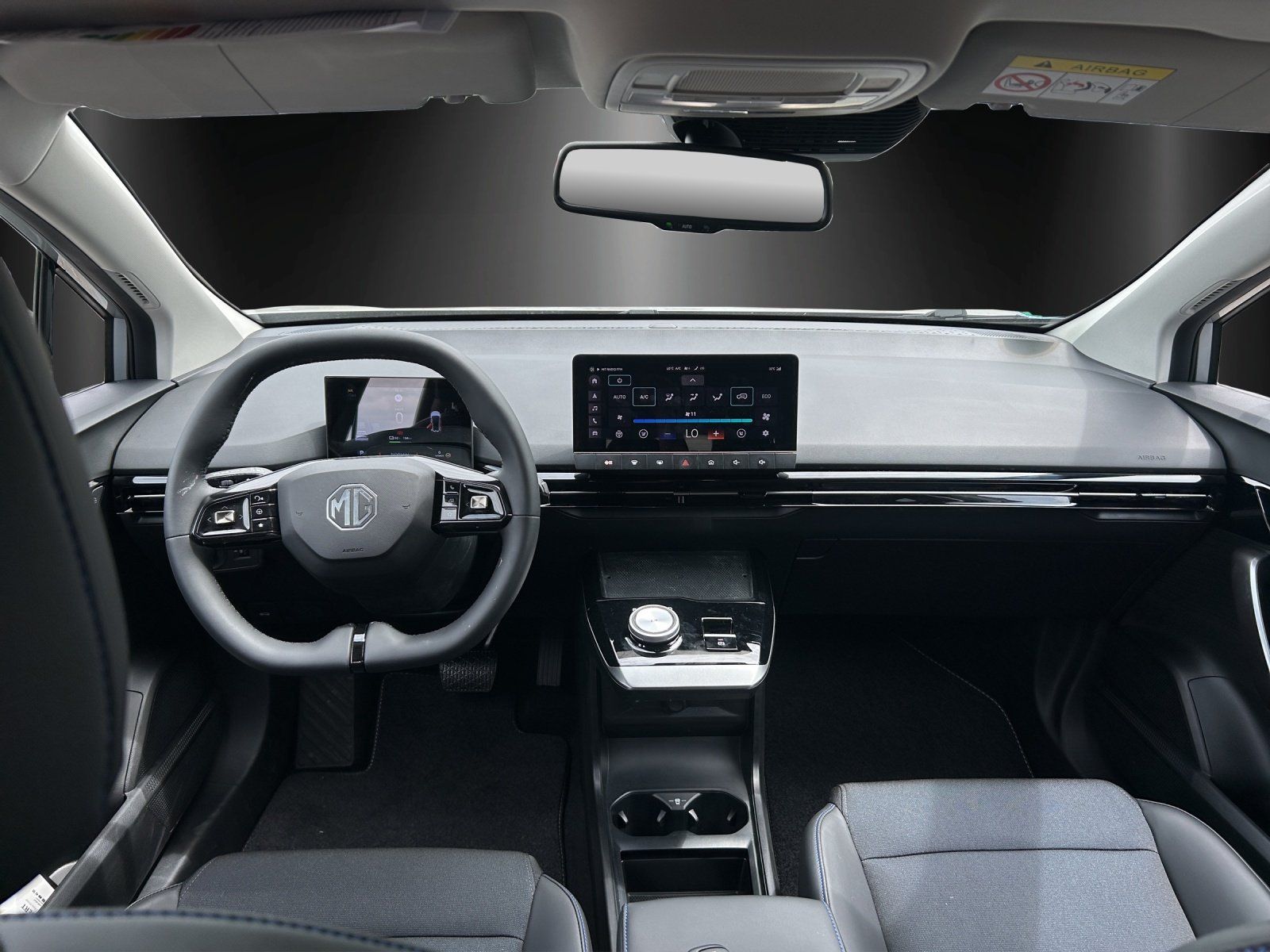 Fahrzeugabbildung MG MG4 AT LUXURY