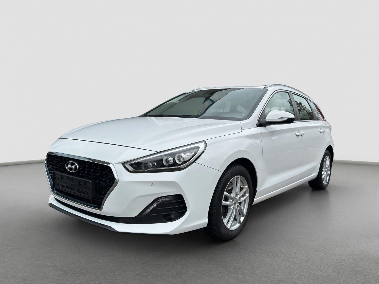 Hyundai i30 cw YES! Plus*Navi*Kamera*SHZ*Temp.*Spur*PDC